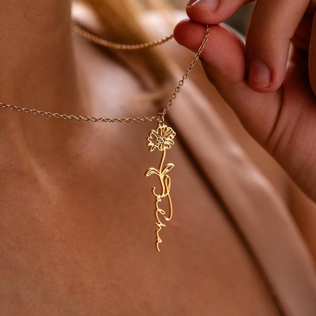 Personalized Birth Flower Necklace and Customize Name Chain Necklace Non Tarnish